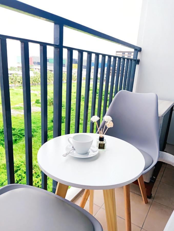 Shore 2 Residences 1Br Deluxe Room In Moa Complex Μανίλα Εξωτερικό φωτογραφία