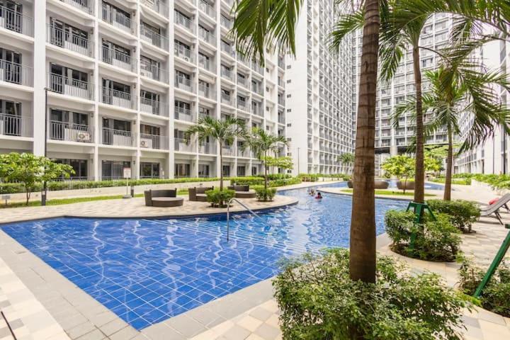 Shore 2 Residences 1Br Deluxe Room In Moa Complex Μανίλα Εξωτερικό φωτογραφία