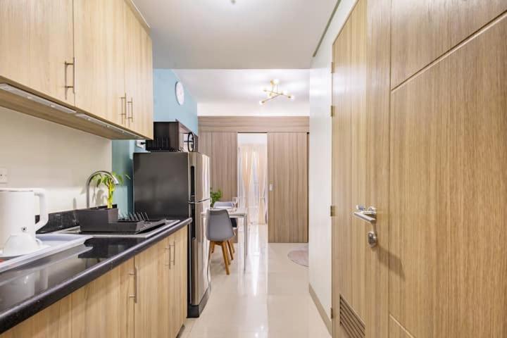 Shore 2 Residences 1Br Deluxe Room In Moa Complex Μανίλα Εξωτερικό φωτογραφία